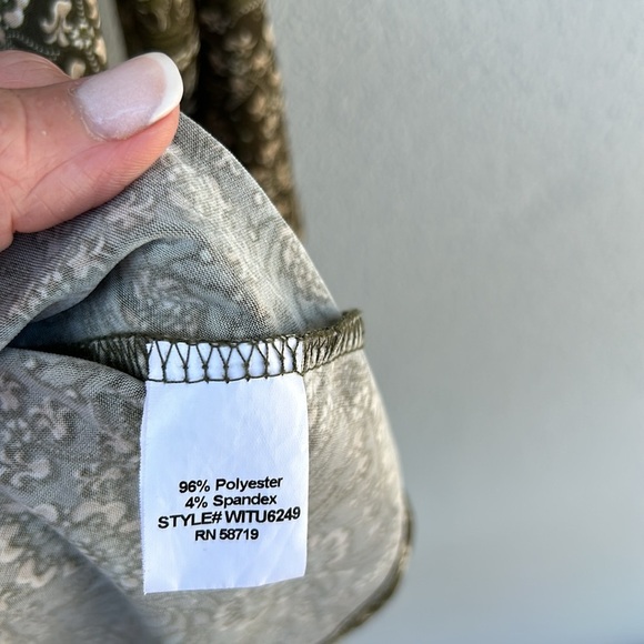 NY Collection Woman Green Tunic Asymmetrical Hem Detail Size 1X Plus - Picture 6 of 6